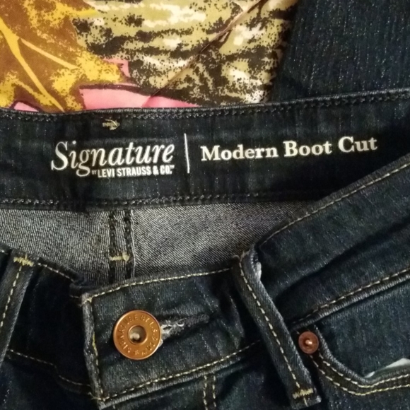 Jeans - Picture 4 of 6